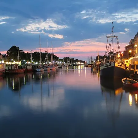 Steuermann, Urlaub In Warnemuende